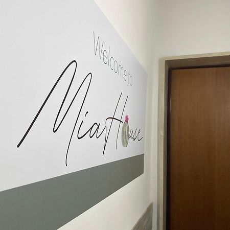 锡拉库扎Mia House别墅 外观 照片
